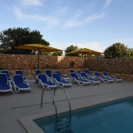 Apartament Wileg 4b Luxury Two Bedroom With Shared Swimming Pool. Qala